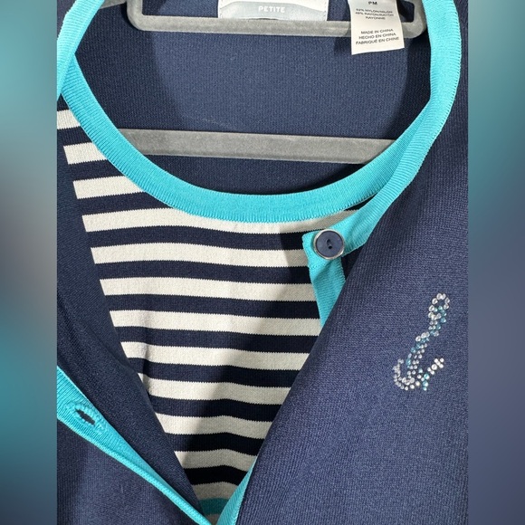 Alfred Dunner Woman’s Medallion Paisley Two-for-One Top Petite Medium - Picture 3 of 6